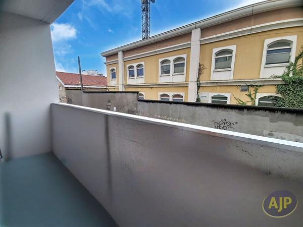 Vente appartement Bordeaux : 108 000 € - AJP Immobilier Bordeaux Saint-Augustin