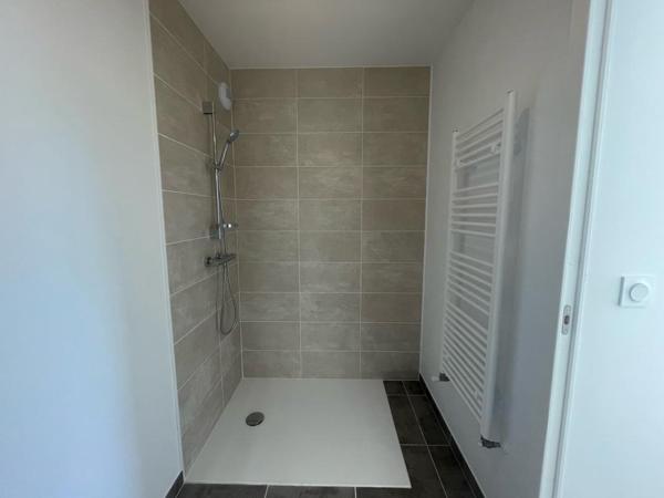 LOCATION T2 MEUBLE OLEMPS SANS FRAIS D'AGENCE