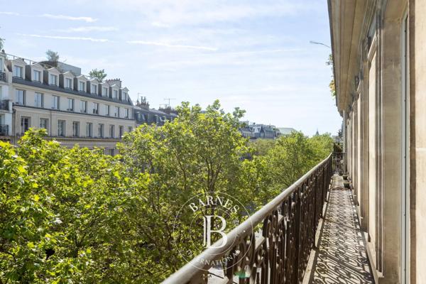 Paris 8ème, Appartement 4 Chambres -  253 m² à vendre