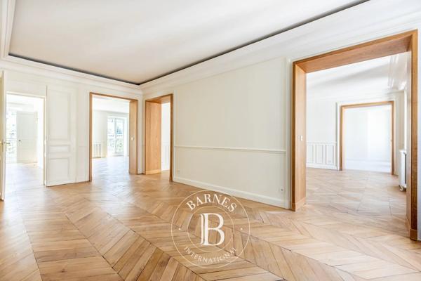 Paris 8ème, Appartement 4 Chambres -  253 m² à vendre