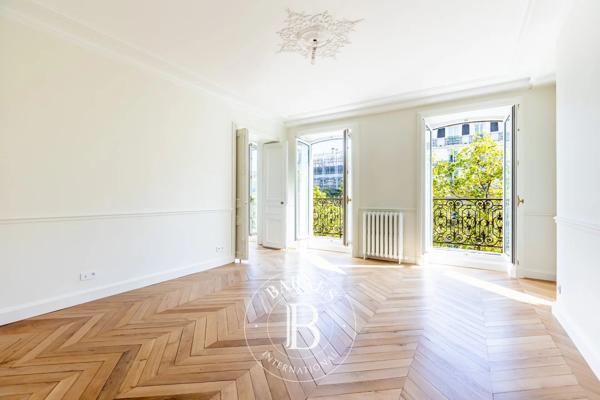 Paris 8ème, Appartement 4 Chambres -  253 m² à vendre