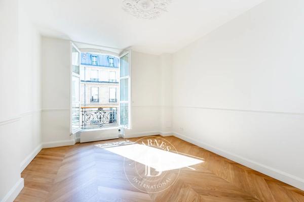 Paris 8ème, Appartement 4 Chambres -  253 m² à vendre