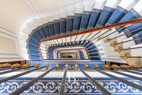 Paris 8ème, Appartement 4 Chambres -  253 m² à vendre