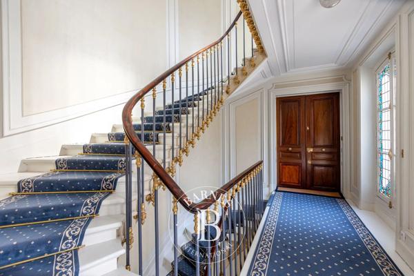 Paris 8ème, Appartement 4 Chambres -  253 m² à vendre