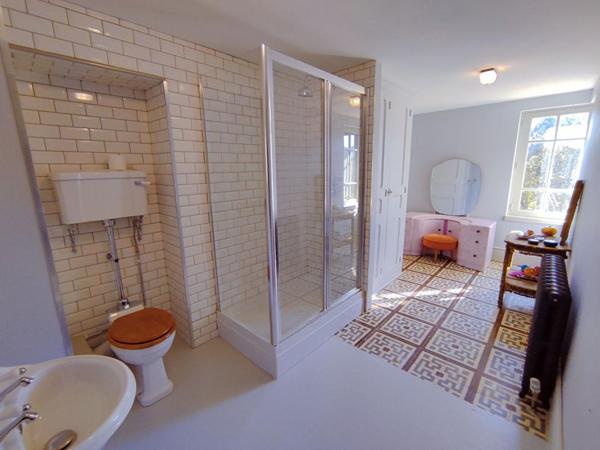 Demeure  8 pièce(s) 239 m2