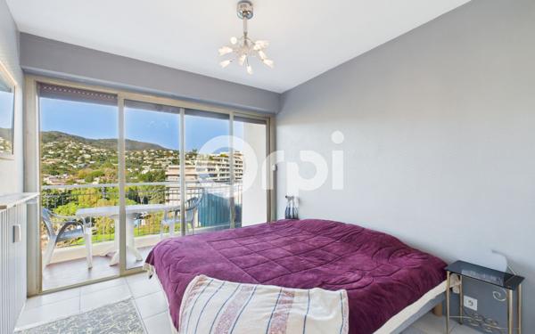 Appartement à vendre    2 pièces • 55 m2 Mandelieu-la-Napoule