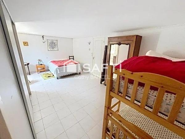 Rare sur le secteur : maison 4 faces avec jardin sans vis à vis