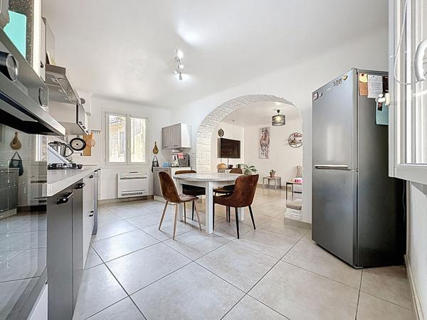 Maison Camaret-sur-aigues d'environ 62m² habitables