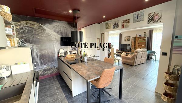 Saint-Palais-sur-Mer (17420) APPARTEMENT - CENTRE-VILLE SAINT PALAIS - 4 PCS - GARAGE - TERRASSE 100m2 AU PRIX DE 790 400 € FAI