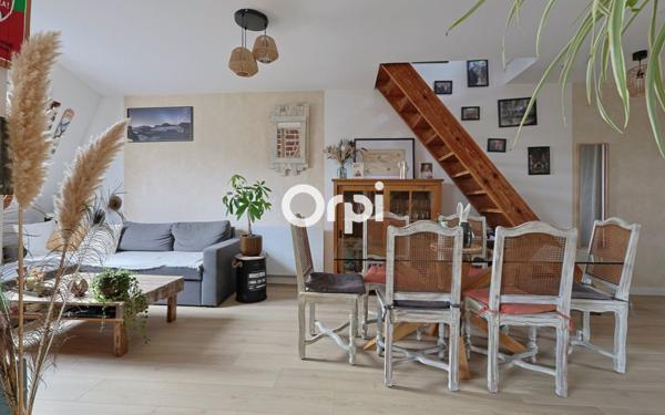 Appartement à vendre    2 pièces • 75,88 m2 Lille