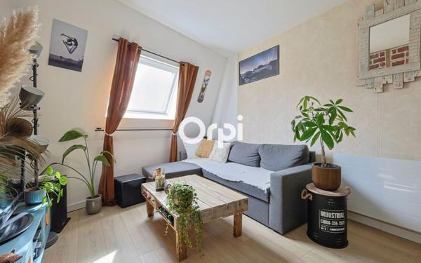 Appartement à vendre    2 pièces • 75,88 m2 Lille