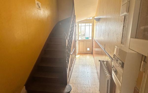 Maison à vendre    5 pièces •  Saintes