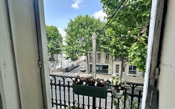 Maison à vendre    5 pièces •  Saintes