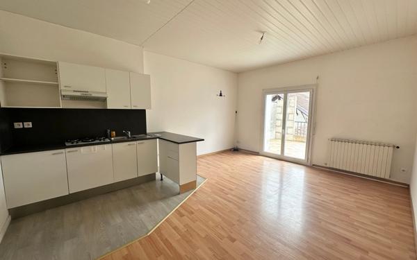 Maison à vendre    5 pièces •  Saintes