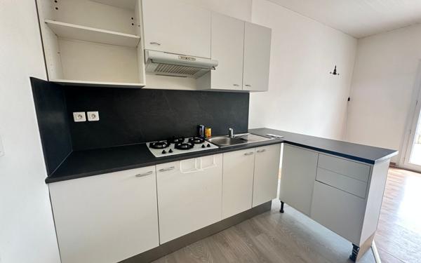 Maison à vendre    5 pièces •  Saintes