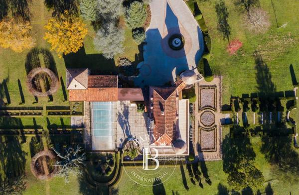 Cahors, Château 7 Chambres -  300 m² à vendre