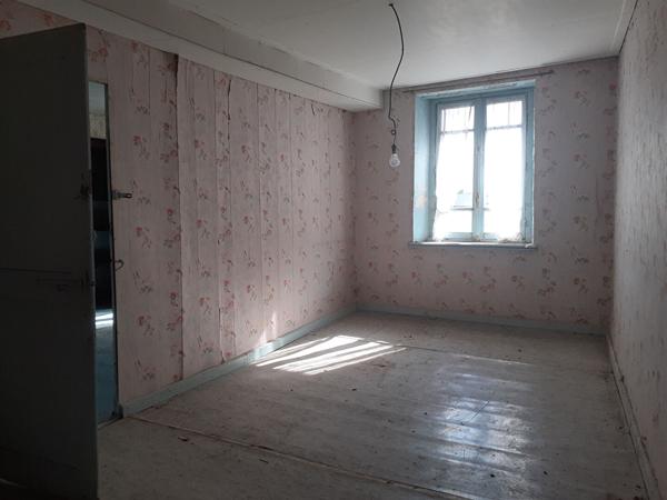 Maison  avec dépendances et terrain