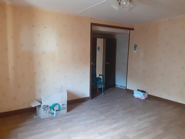 Maison  avec dépendances et terrain