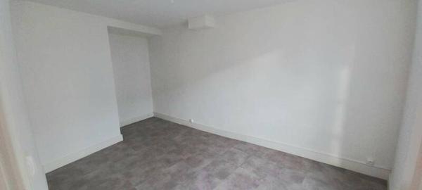 Appartement 2 pièces                                        - 42600 Montbrison Réf : 13112