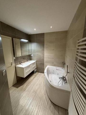 Appartement 5 pièces                                        - 43000 Le Puy-en-Velay Réf : 12549