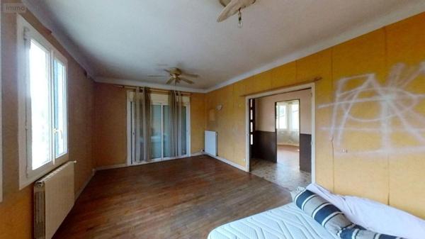 Maison à restaurer à vendre à Lalinde en Dordogne (24150), ref : 18113/48