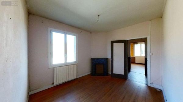 Maison à restaurer à vendre à Lalinde en Dordogne (24150), ref : 18113/48