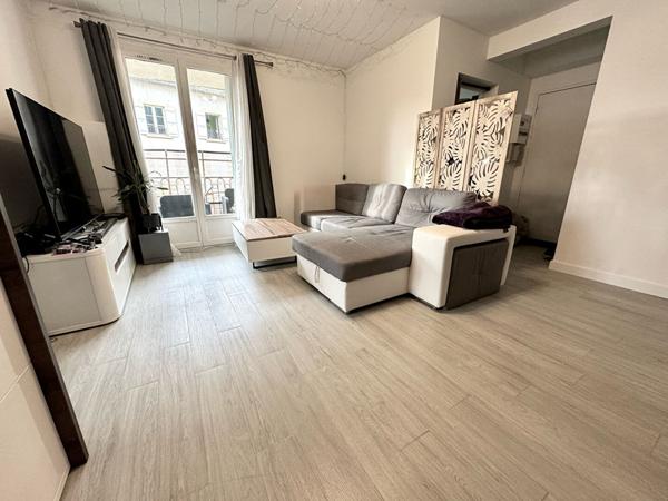 Appartement 4 pièces, box et balcon - Etampes, quartier Saint-Martin