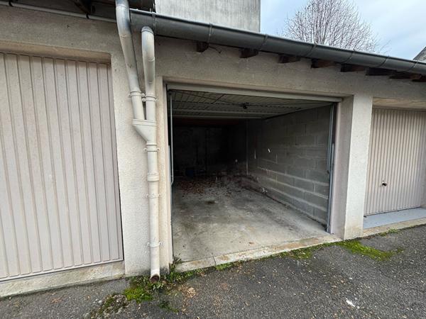 Appartement 4 pièces, box et balcon - Etampes, quartier Saint-Martin