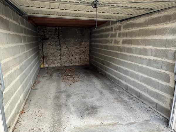 Appartement 4 pièces, box et balcon - Etampes, quartier Saint-Martin