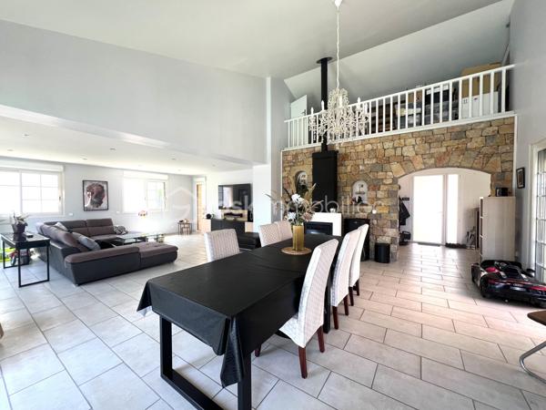 Maison de 280 m²