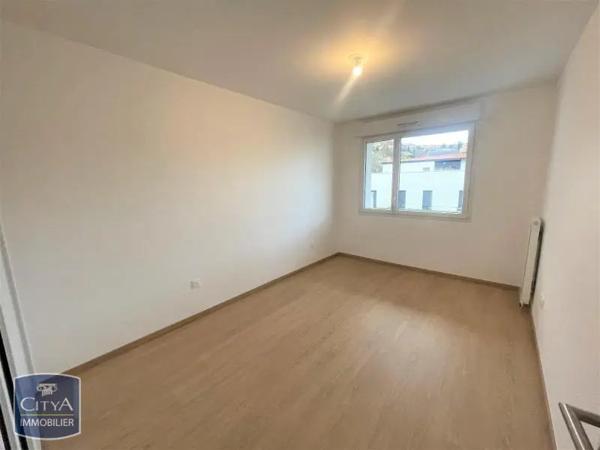 Appartement à louer 4 pièces 87.08m² Chamalières (63400)