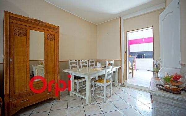 Maison à vendre    3 pièces •  Broglie