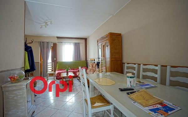 Maison à vendre    3 pièces •  Broglie