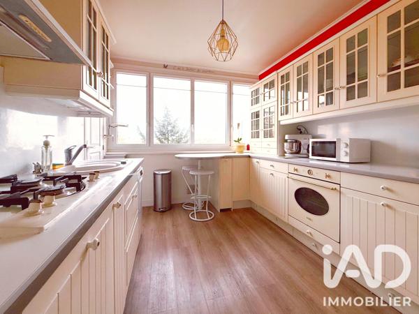 Appartement à vendre 4 pièces 67 m² Fontenay-le-Fleury