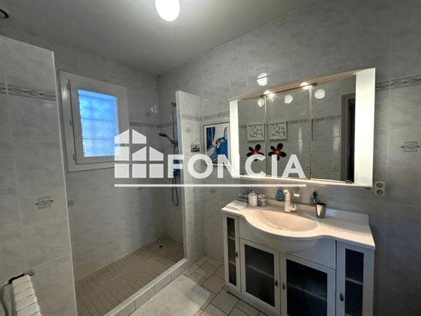 À vendre Maison 5 pièces 143 m² - Le Lavandou 83980