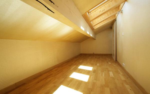 Appartement à louer    1 pièce •  Prévessin-Moëns