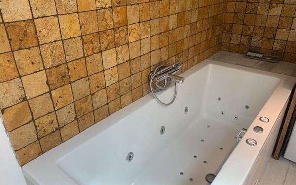 Appartement à louer    1 pièce •  Prévessin-Moëns