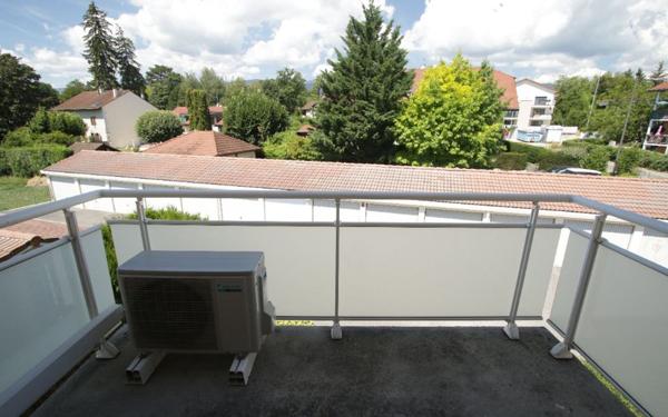 Appartement à louer    1 pièce •  Prévessin-Moëns