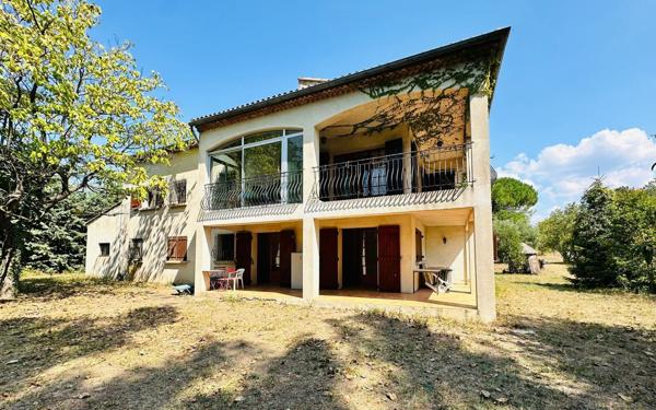 Maison à vendre    7 pièces • 213,77 m2 Aix-en-Provence