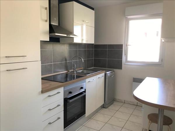 Appartement à louer 899 € CC Ramonville-St-Agne 3 p 66 m² DPE C