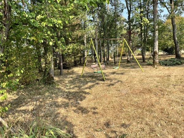 Maison à vendre |  Saint-Pardoux-les-Cards |  5 pièces | 101 m²