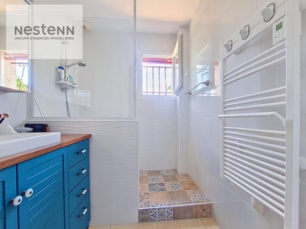 A 10 MINUTES A PIED DE LA GARE SNCF DE FLEURY LES AUBRAIS- MAISON - 3 CHAMBRES - JARDIN  - DPE C !