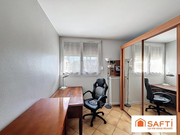 Maison familialed e 92 m2, 4 chambres, jardin et garage de 20 m2