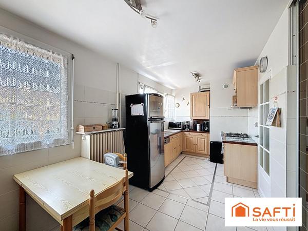 Maison familialed e 92 m2, 4 chambres, jardin et garage de 20 m2