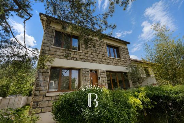 Bry-sur-Marne, Maison 4 Chambres -  141 m² à vendre
