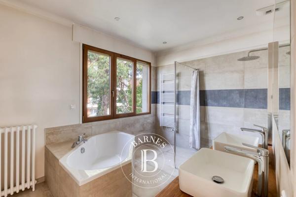 Bry-sur-Marne, Maison 4 Chambres -  141 m² à vendre
