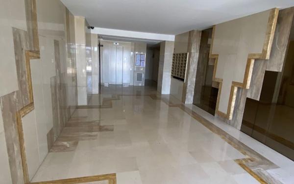 Appartement à louer    1 pièce •  Nice