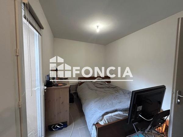 Location Maison 4 pièces 68.32 m² - 11 COURS DE LA LIBERATION Pierrevert 04860