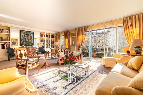 Paris 16ème, Appartement 2 Chambres -  121 m² à vendre