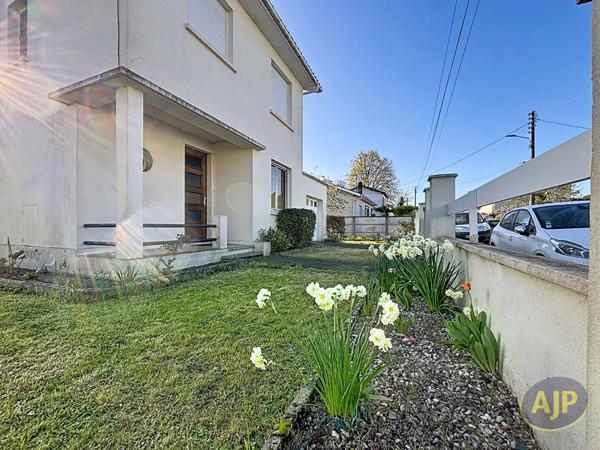 Vente maison Merignac : 337 900 € - AJP Immobilier Bordeaux Saint-Augustin